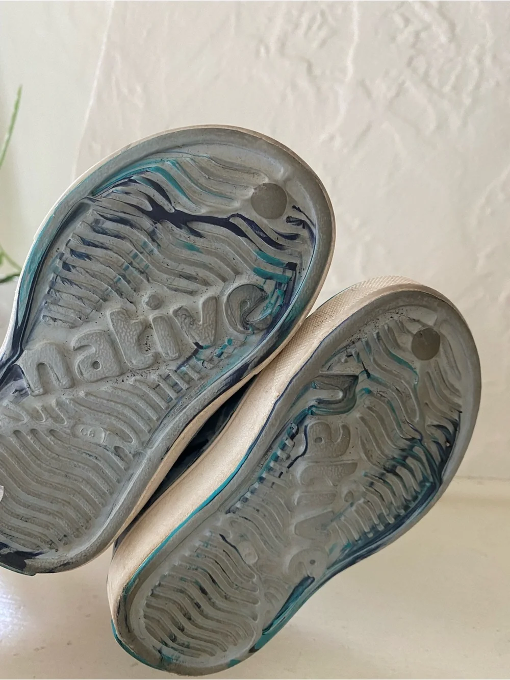 Native Kids Teal & Navy Marble Slip-On Water Shoes